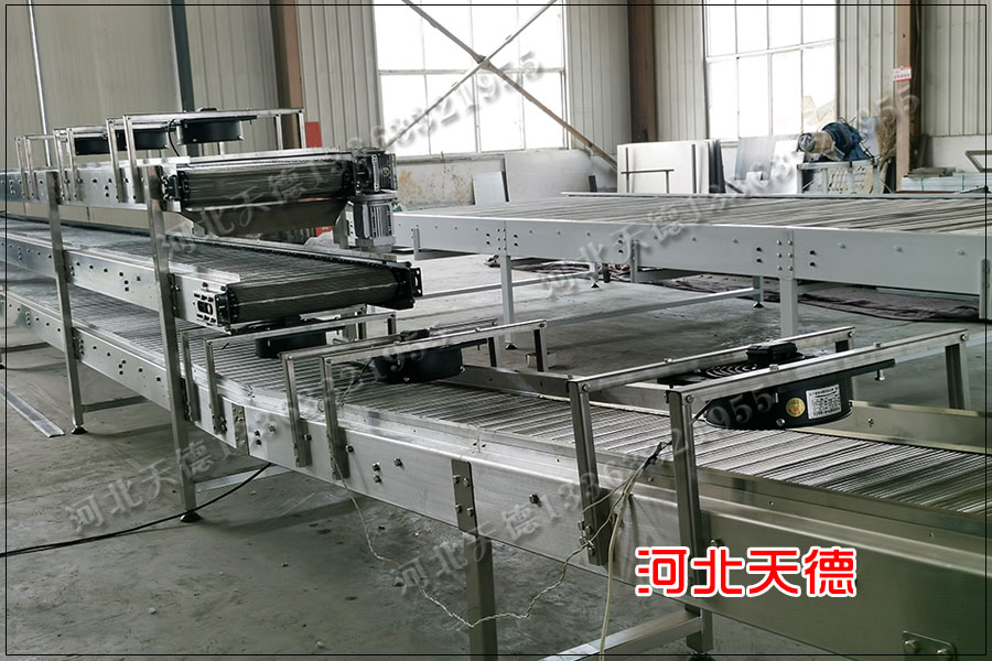 不銹鋼輸送機(jī)